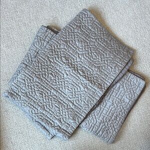 Fieldcrest Gray King Pillow Shams (2)